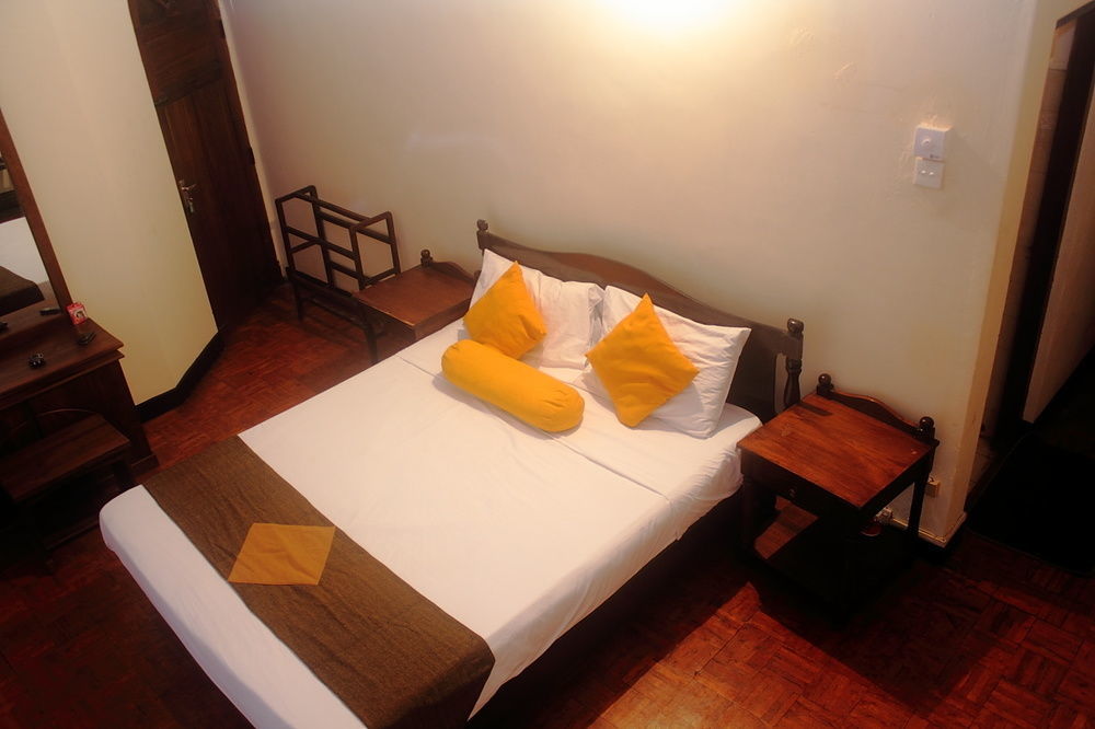 Tree Breeze Inn Kandy Exterior photo