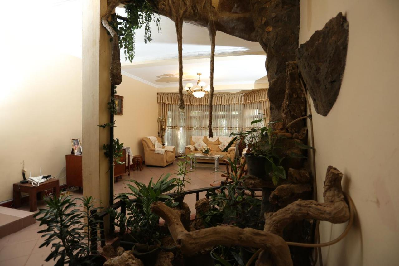 Tree Breeze Inn Kandy Exterior photo