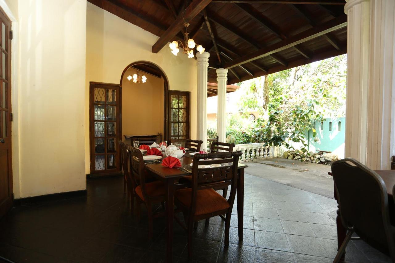 Tree Breeze Inn Kandy Exterior photo