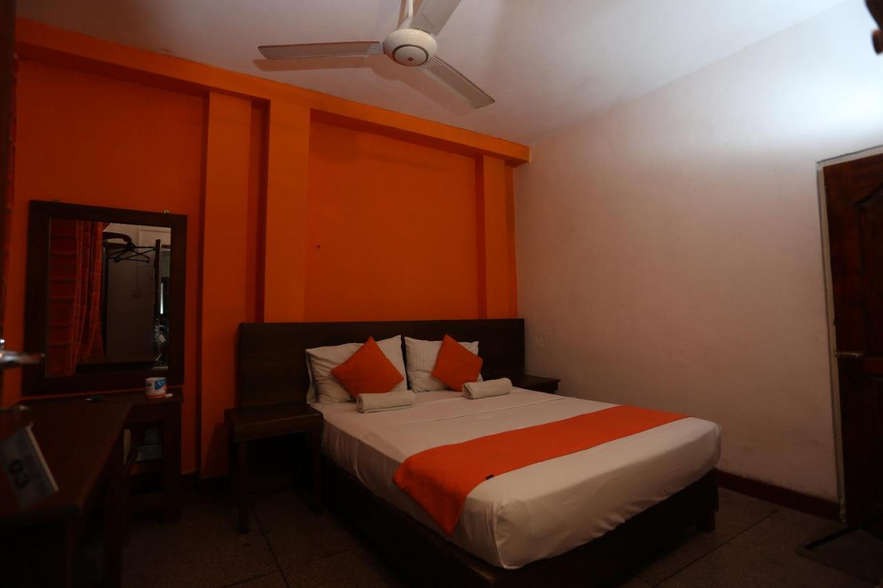 Tree Breeze Inn Kandy Exterior photo