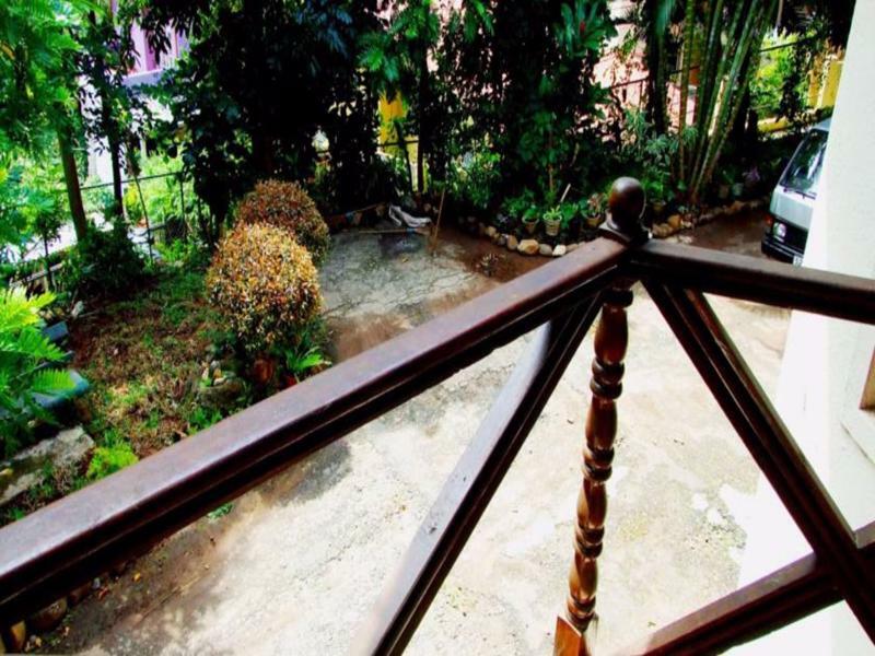 Tree Breeze Inn Kandy Exterior photo